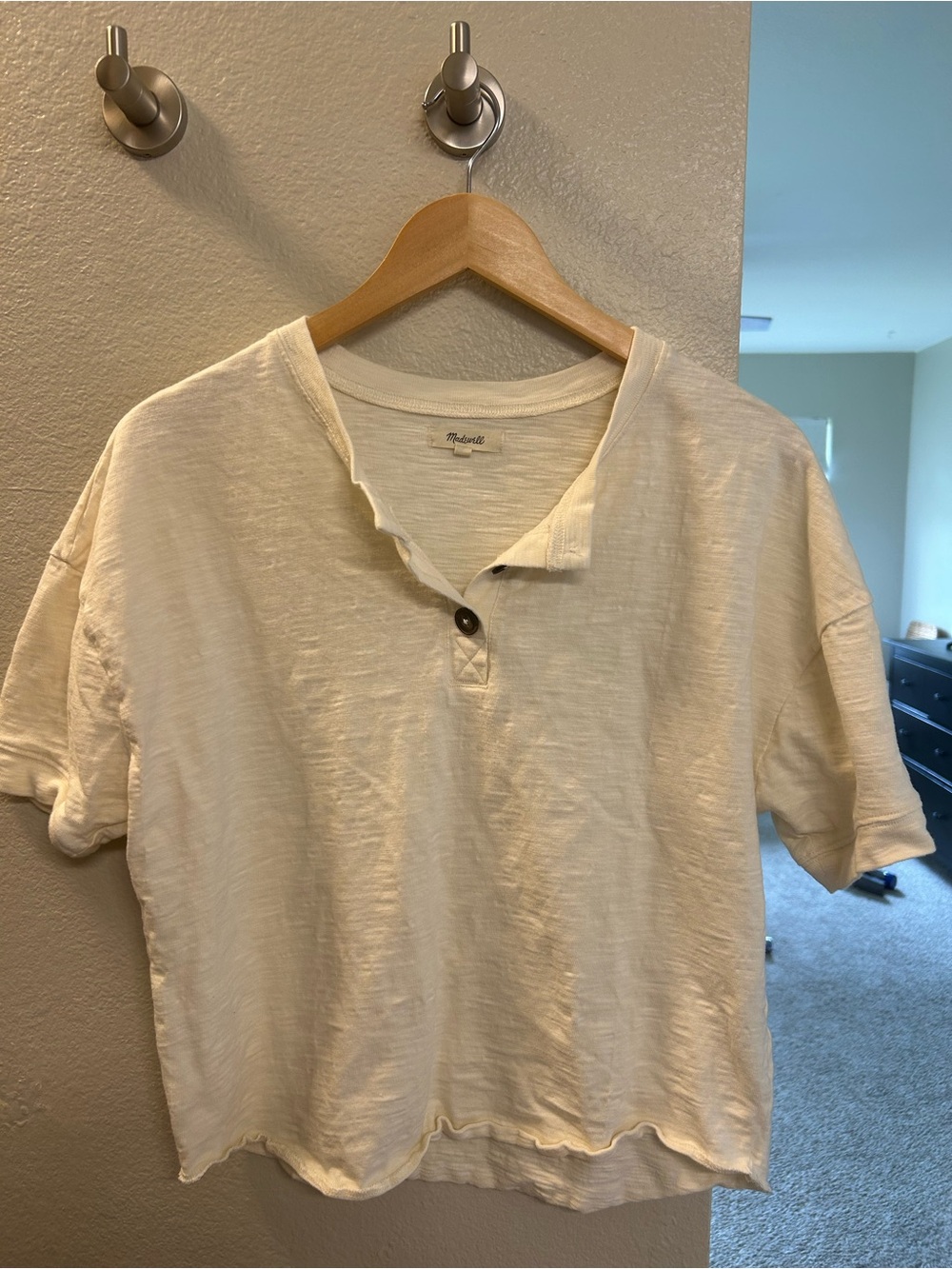 Women’s madewell small Cream Short-Sleeve Henley Shirt with Button
